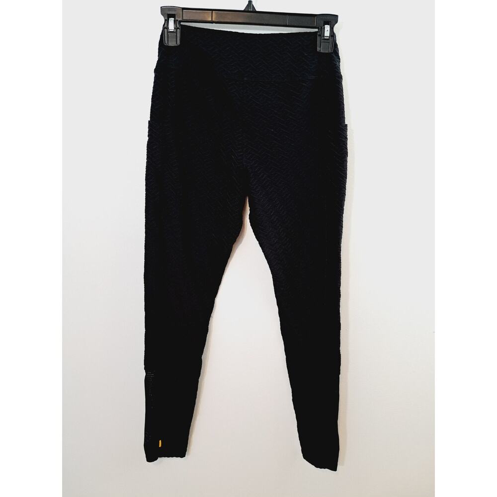 Lucy Women's Black Embossed Fabric Leggings In Size Small